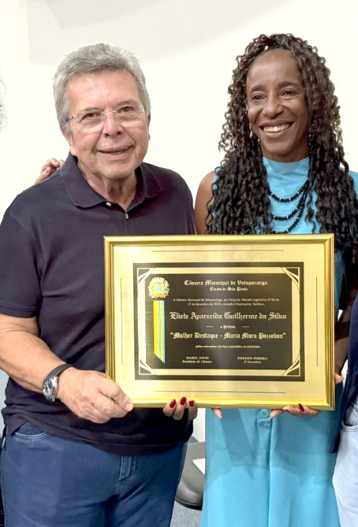 O deputado estadual Carlão Pignatari e Eliete Guilherme da Silva participaram da sessão solene realizada pela Câmara Municipal de Votuporanga, onde Eliete foi homenageada com a honraria ‘Mulher Destaque – Maria Muro Pozzobon’. Durante o evento, Carlão acompanhou o cerimonial e, em seu discurso, fez questão de ressaltar: “É com grande orgulho que celebramos as conquistas e a força das mulheres de Votuporanga, que têm sido essenciais para o progresso e crescimento da nossa cidade”. 