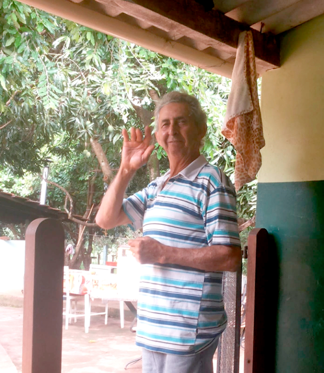 O calendário deste 3 de junho nos lembra o aniversário de Sebastião de Carvalho Teixeira, que comemora seus 79 anos de vida e celebra a alegria deste dia festivo junto de seus familiares, amigos que irão cumprimentá-lo pela data querida. Casado com Dona Aparecida ele é conhecido carinhosamente por Tiãozinho e ela por Dona Maria. Tiãozinho é uma figura popular e trabalhou por muitos anos na extinta Indústria de Móveis Davanço onde construiu um grande círculo de amizade. A data será comemorada com muita gratidão pela vida do patriarca de uma família de 4 filhos, 2 noras, 9 netos e 5 bisnetos. O feliz aniversariante recebe os cumprimentos especiais de sua esposa Dona Maria, de seus filhos; Helô, Teca, Tony e Zequinha, das noras; Cássia e Eliana, dos netos; Douglas, Robert, Carol, Rafaela, Bruno, Marco Antônio, Thalles, Ana Clara e Benício e também dos bisnetos; Nahany, Otávio, Laura, Emanuelly e Lorenzo, que lhe dedicam todo o amor e afeto por esse dia festivo. Parabéns Tiãozinho, que neste seu aniversário, não faltem abraços, paz, amor e muitos bons motivos para sorrir, que esse dia iluminado seja apenas o começo de um novo ciclo, feliz, abençoado e de muita saúde na sua vida. Feliz aniversário!