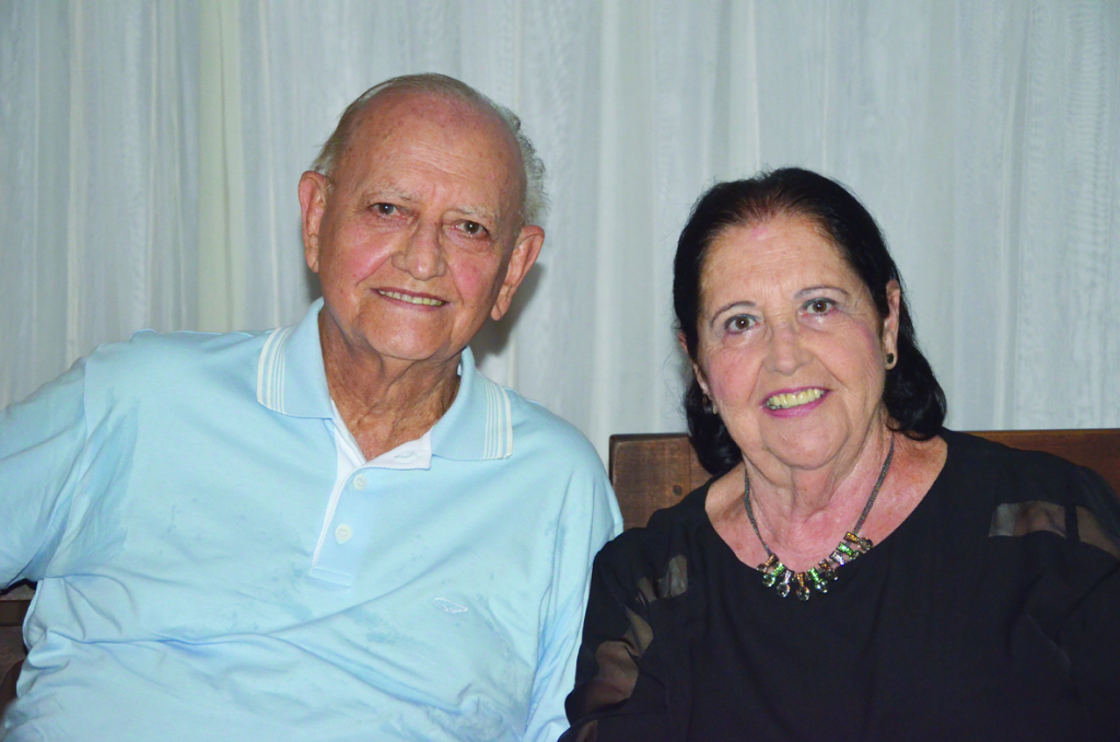 Vanda Ferreira Faria da Costa esposa do conceituado médico cardiologista Dr. Joaquim Figueira da Costa é a aniversariante desta segunda, dia 05.