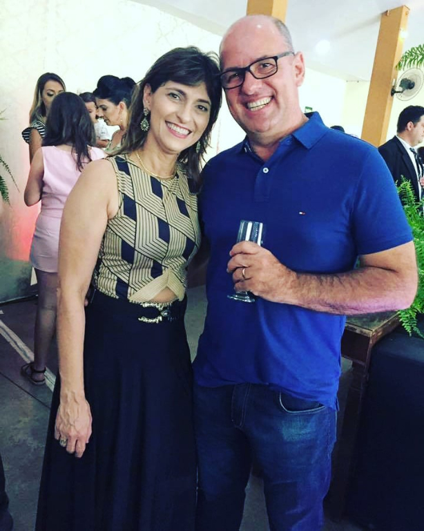 Dia de festa e alegria hoje para Luis Henrique Modé Pereira, que comemora idade nova e irá curtir um dia de felicitações ao lado de sua esposa Gláucia Gorayb e sua filha Ana Luisa. Parabéns ao aniversariante.