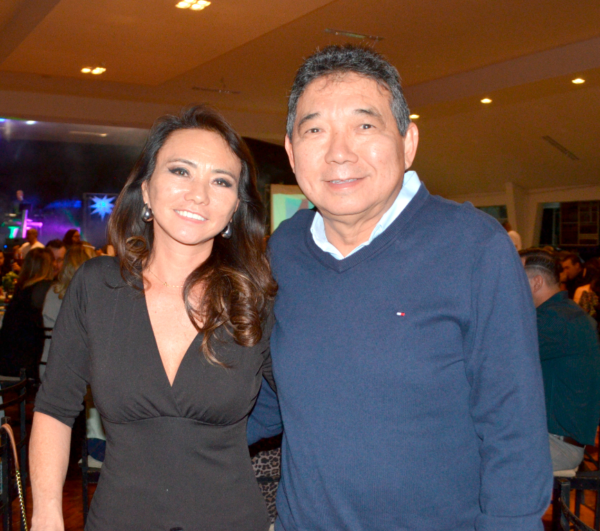 Virgínia Yoshida e seu marido Daniel Yoshida, um dos diretores da Comunidade Nova Vida, prestigiando o 2º Jantar Dançante, realizado no Assary Clube, que foi uma noite muito agradável e solidária