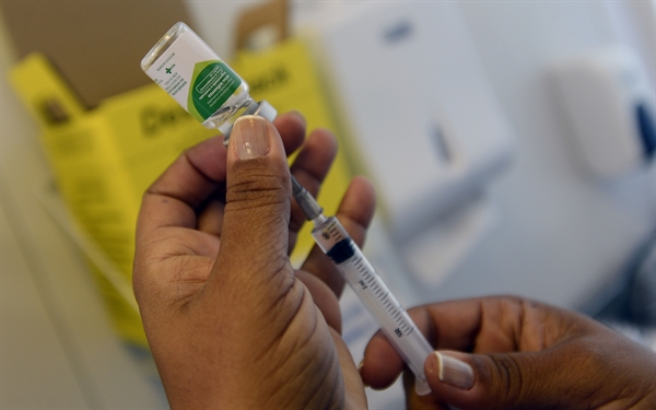 A Secretaria da Saúde do Município informou que continua aguardando o envio de novas doses das vacinas (Foto: Tânia Rêgo/Arquivo/Agência Brasil)