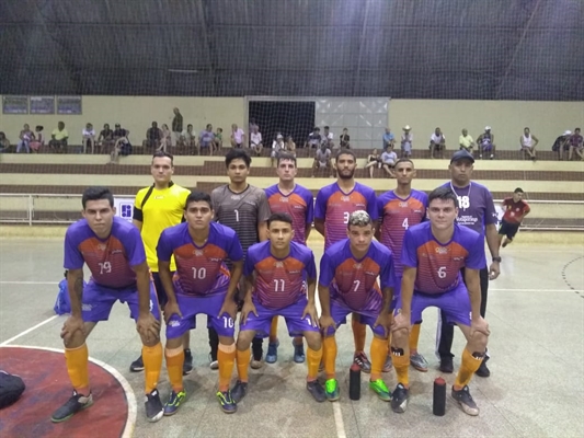 A equipe de futsal livre da cidade enfrenta a equipe de Pereira Barreto, nesta segunda-feira (Foto: Divulgação/Prefeitura de Votuporanga)
