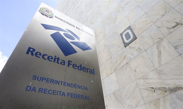 As medidas são em decorrência do adiamento do prazo final para entrega da Declaração do Imposto de Renda da Pessoa Física (Foto: Marcelo Camargo/Agência Brasil)