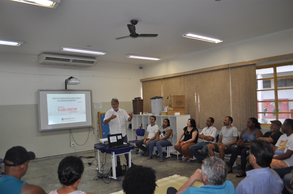 A primeira Oficina Participativa para elaboração da revisão do Plano Diretor foi realizada nesta quarta-feira (Foto:  Daniel Castro/A Cidade)