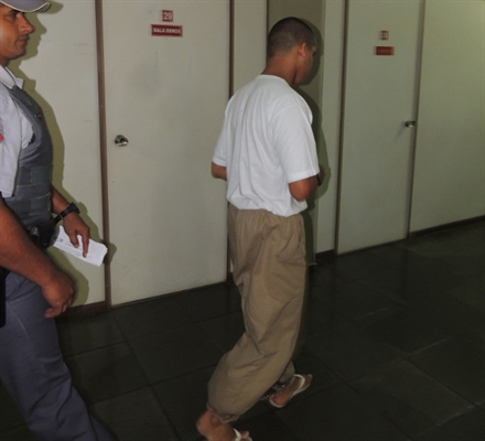Acusado de executar Camila é ouvido no Fórum