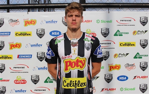 Carrasco vestiu a camisa do Votuporanguense em 2019; atualmente, o CAV é rival do Penapolense na 3ª Divisão do Estadual Paulista (Foto: Divulgação)