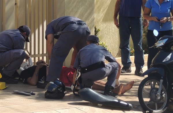 Duas pessoas ficam feridas em atropelamento