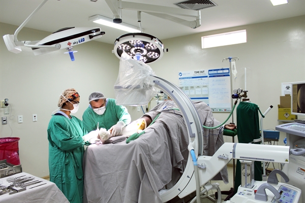 O hospital de Votuporanga ainda possui um centro cirúrgico para atender toda a população  (Foto: Santa Casa)