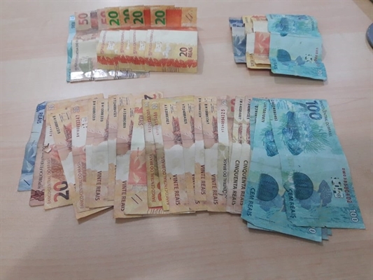 Dinheiro falso apreendido pela polícia de Birigui — Foto: Polícia Militar/Divulgação