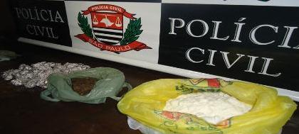 Dise prende traficantes com 1,5 kg de cocaína