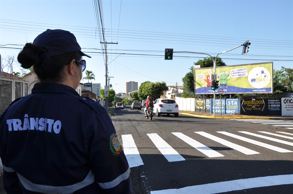 A Secretaria de Trânsito, Transporte e Segurança da cidade abordou mais de 100 veículos (Foto: Prefeitura de Votuporanga)