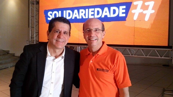 Presidente estadual do partido Davi de Martins de Carvalho e o pré-candidato João Dado