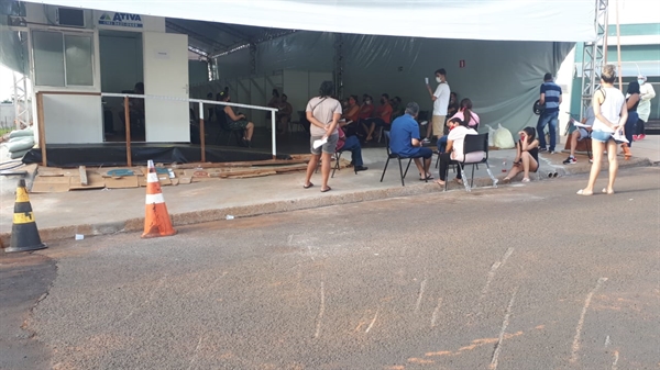 Imagem do Hospital de Campanha lotado viralizou nas redes sociais, ao mesmo tempo em que a Santa Casa registra números preocupantes (Foto: Arquivo pessoal)