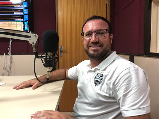 O técnico Murilo Lopes, que coordenará a peneira da, Votuporanuense, foi entrevistado pela rádio Cidade FM (Foto:  A Cidade)