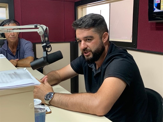 Diego Cope em entrevista à Rádio Cidade FM promete planejamento e vislumbra participação em grandes competições  (Foto: A Cidade)