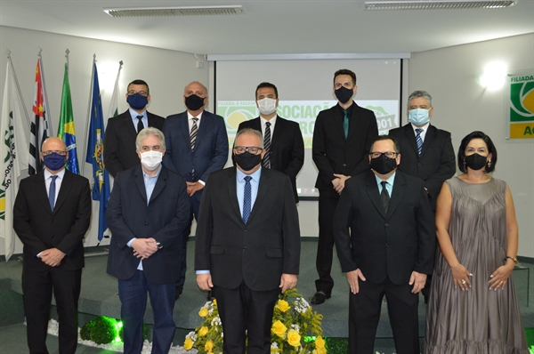 Carlos Eduardo Ramalho Matta, fez o compromisso de aproximar cada vez mais os comerciantes da associação (Foto: ACV)