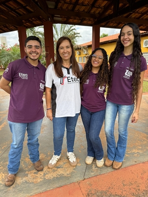 Gustavo Luiz da Silva, Giane da Silva Conhalato, Ana Clara Silva de Souza e Ana Carolina Marcelani Pereira  (Foto: Divulgação)