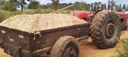 PM Ambiental flagra retirada ilegal de areia