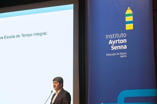 O ex-prefeito Junior Marão ministrou palestra, em São Paulo, no Instituto Ayrton Senna, durante encontro