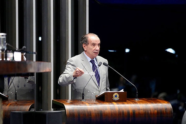 Senador Aloysio Nunes anuncia liberação de verbas 