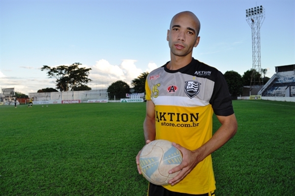 Brunão revela ansiedade para voltar a marcar