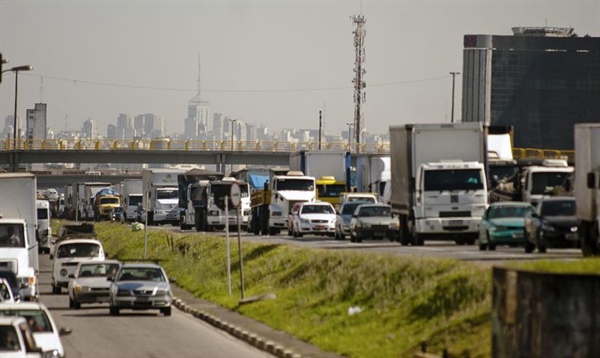 Rodovias de São Paulo receberão 2,4 milhões de veículos no carnaval (Marcelo Camargo/Agência Brasil)