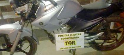TOR recupera moto furtada e prende procurado