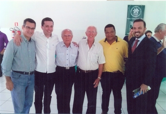 Deputado Fausto Pinato, Kosuke Arakakim, Orlando Beretta, Klebinho e Evandro Pelarin 