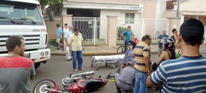 Duas colisões com motocicletas são registradas