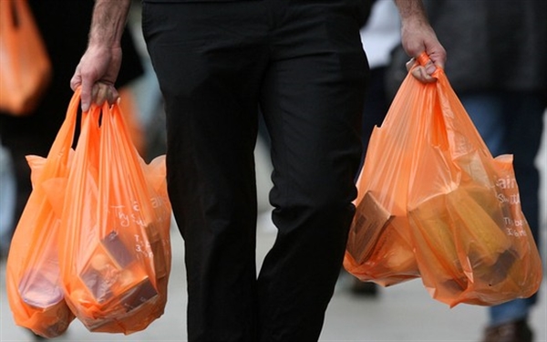 Como ato de solidariedade, morador da cidade oferece ajuda para fazer comprar nos supermercados para idosos (Foto: Reprodução/Imagem Ilustrativa)