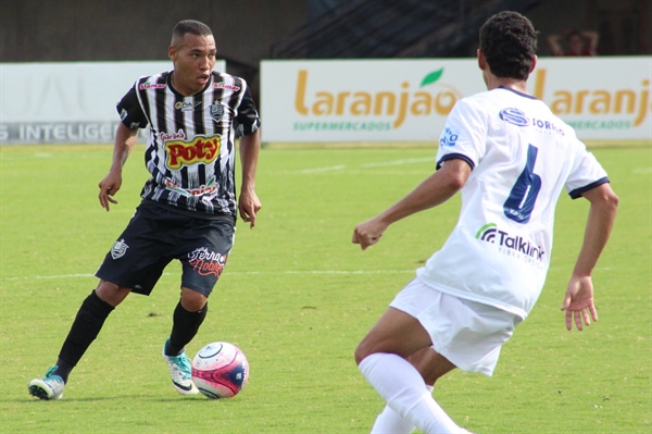 Votuporanguense e Rio Claro jogaram na tarde deste sábado (6) na Arena Plínio Marin (Foto: Rafael Nascimento/CAV)