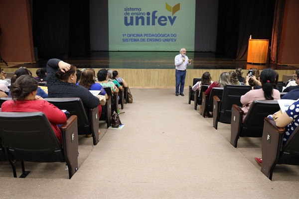 O evento contou com a presença dos professores e parceiros do projeto (Foto: Divulgação/Unifev)