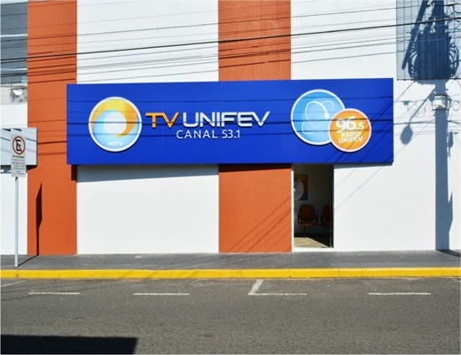 Para receber as melhorias, a população deve sintonizar, novamente, o canal digital 53 em seus aparelhos de TV (Foto: Divulgação/Unifev)
