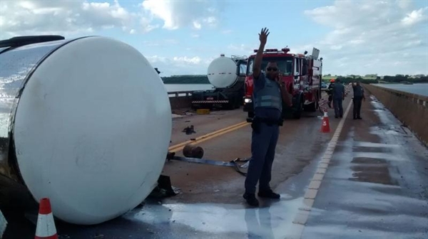 Acidente deixou motorista morto em Pereira Barreto (Foto: Arquivo pessoal)