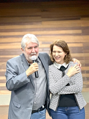 Tem gente querendo, de novo, a cabeça da secretária da Saúde, Ivonete Félix. Números de seu trabalho, no entanto, a blindam dos ataques  (Foto:A Cidade)