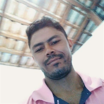 Gilmar da Cruz Sales, de 35 anos, muito conhecido como Mazinho, foi encontrado no local após dois dias de buscas  (Foto: Reprodução/Facebook)