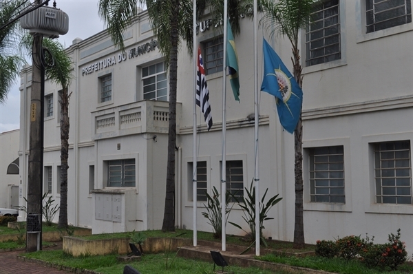 Prefeitura Municipal de Votuporanga; as inscrições para os concursos são realizadas pela internet até o dia 26 (Foto: Prefeitura de Votuporanga)