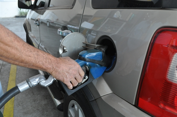Consumidores devem sentir o reflexo do aumento da gasolina já neste fim de semana, no máximo, até segunda-feira (Foto: A Cidade)