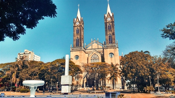 Estão suspensas, por 30 dias, as missas e outras celebrações em toda a Diocese de Votuporanga (Foto: Bruno Javan)