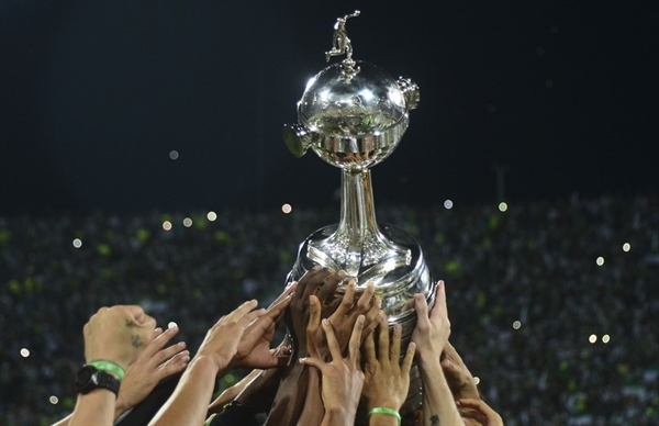 Na reta final da Taça Libertadores, a Conmebol definiu ontem as datas dos próximos jogos na competição  (Foto: Raúl Arboleda/AFP)