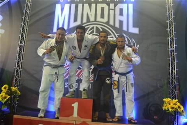  Raphael Oliveira, da equipe SEL/UNIFEV/POTY, foi o segundo melhor no Campeonato Mundial de Jiu-Jitsu (Foto: Divulgação/Prefeitura de Votuporanga) 