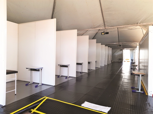 Espaço está sendo reorganizado para atendimento dos pacientes que apresentem sintomas de gripe; medida visa reduzir os riscos de transmissão do Coronavírus (Foto: Prefeitura de Votuporanga)