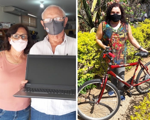 Os vizinhos Ivanir Garcia Marcelino Lopes e Marcelo Cortez, que também contribuem na conta de água com a Instituição, ganharam uma bicicleta cada um (Foto: Santa Casa)