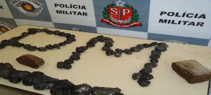 PM apreende mais de um quilo de maconha