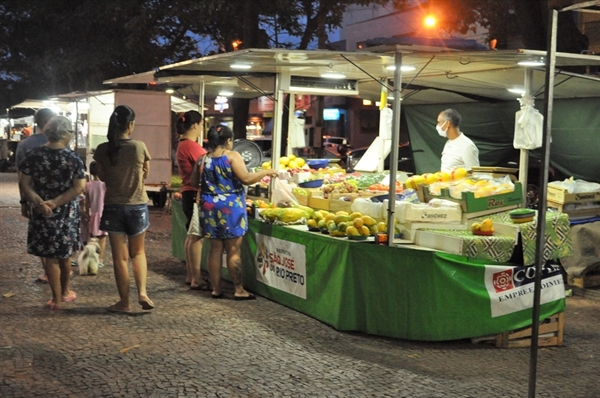 Decreto também estipula que as feiras livres só ocorram 12h às 18h, em dias de semana (Foto: A Cidade)