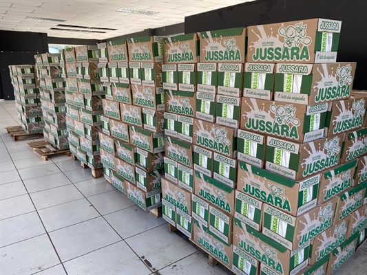 Os litros de leite foram distribuídos as entidades votuporanguenses 