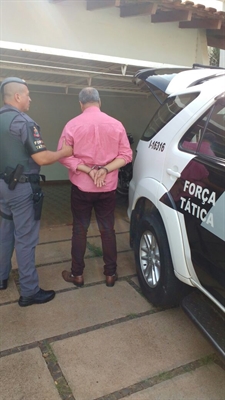 O flagrante foi realizado na tarde desta quinta-feira (9), durante patrulhamento da Força Tática (Foto: Divulgação/Polícia Militar)