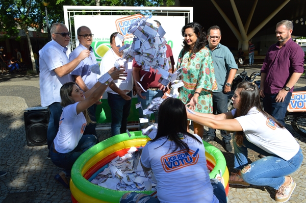 : Durante os dez dias de promoção, foram distribuídos cerca de 150 mil cupons no comércio local  (Foto: ACV)