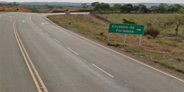 O acidente aconteceu na BR-146, próximo ao KM 59, no município de Cruzeiro da Fortaleza (Foto: Reprodução)